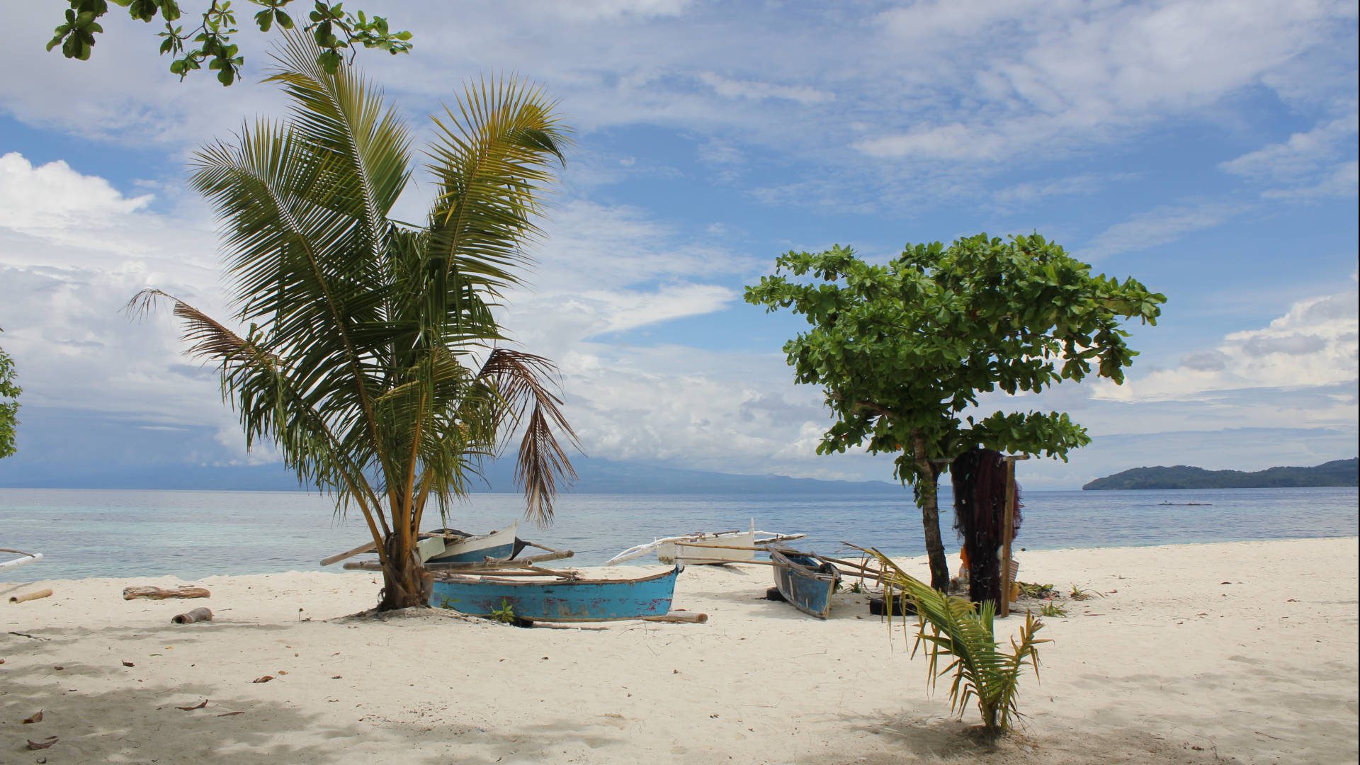 Strand auf Mantique bei Camiguin, Philippinen