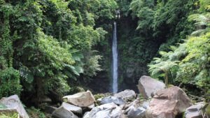 Wasserfall auf Camiguin, Philippinen