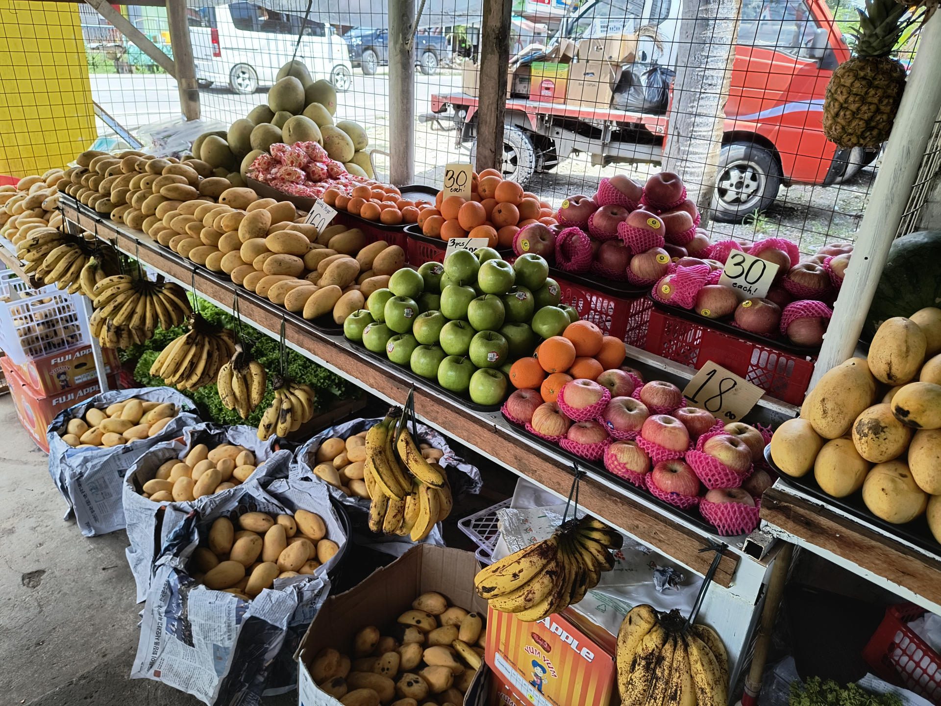 Stand mit Früchten auf den Philippinen